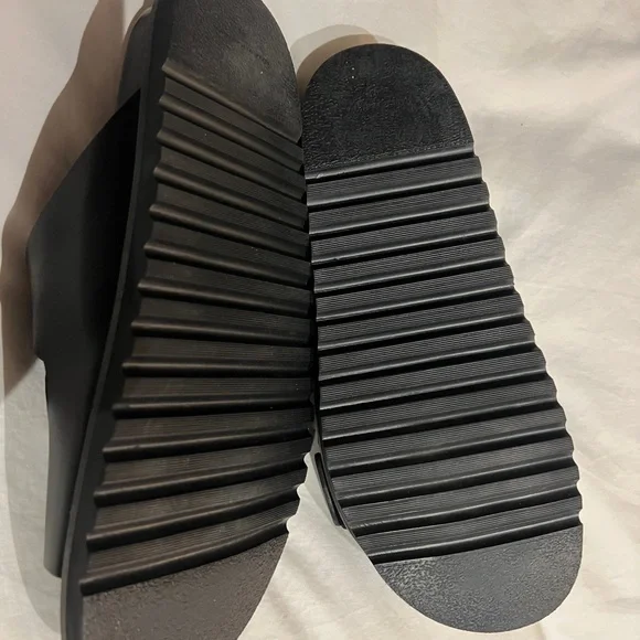 Jenni Kayne Double Strap Black Sandals - Picture 4 of 16